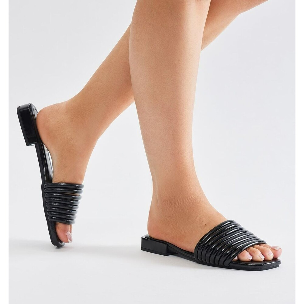 Black Slip On Low Block Heels Sandal Shoes with Straps Women's Size 11